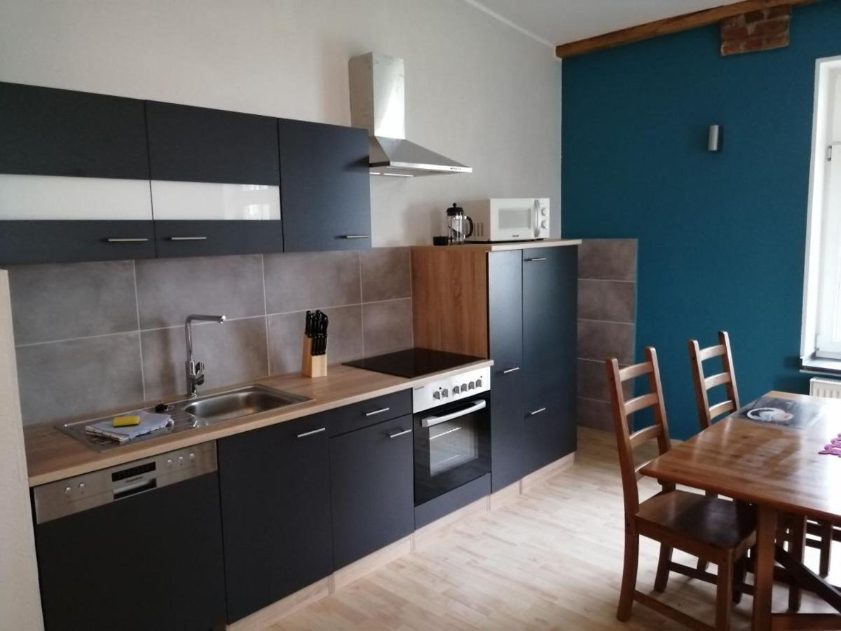 Ferienwohnungen Poppelvitz Altefähr Esterno foto